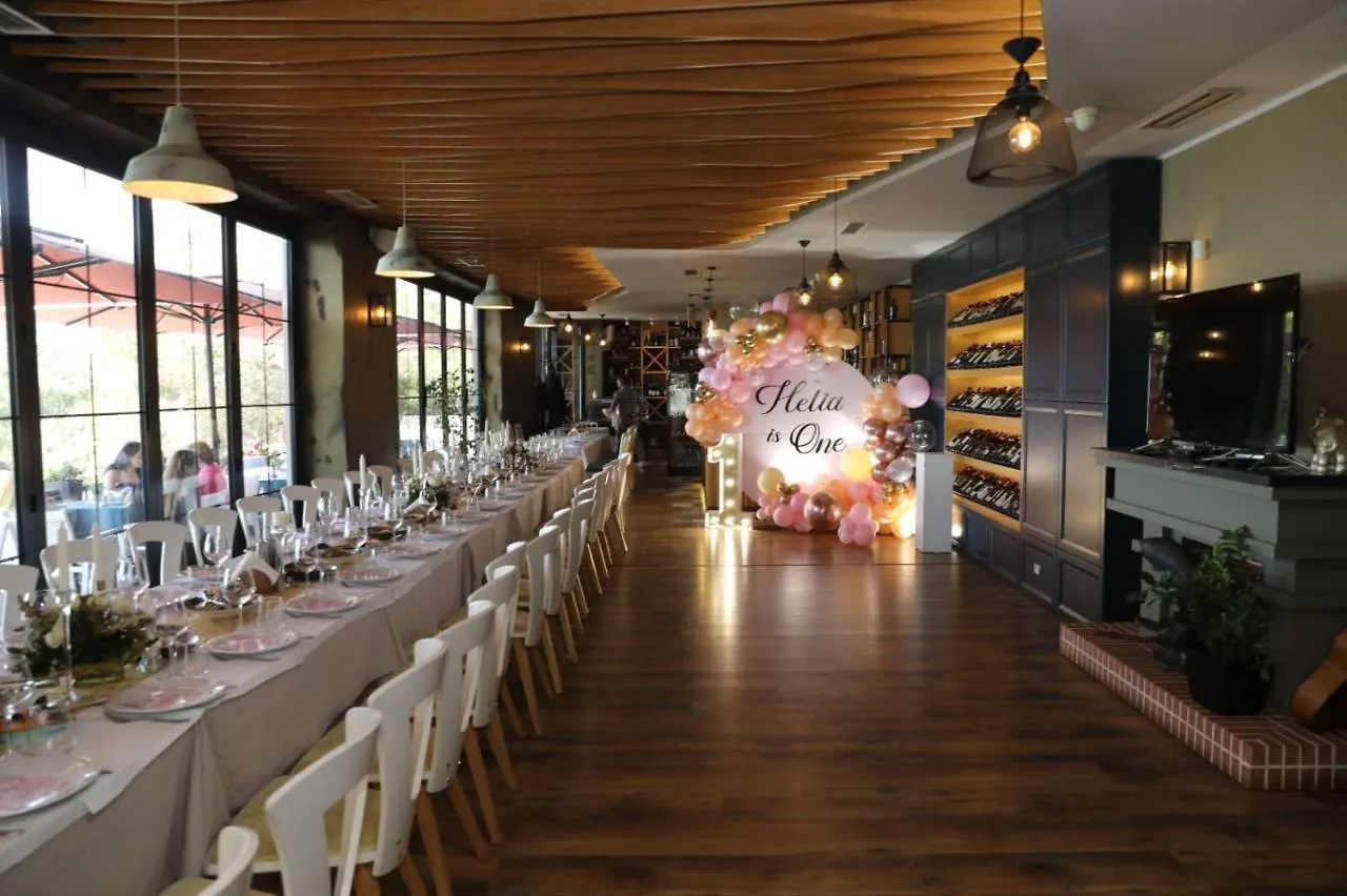 Villa D Hotel-Restaurant-Private Beach Durres