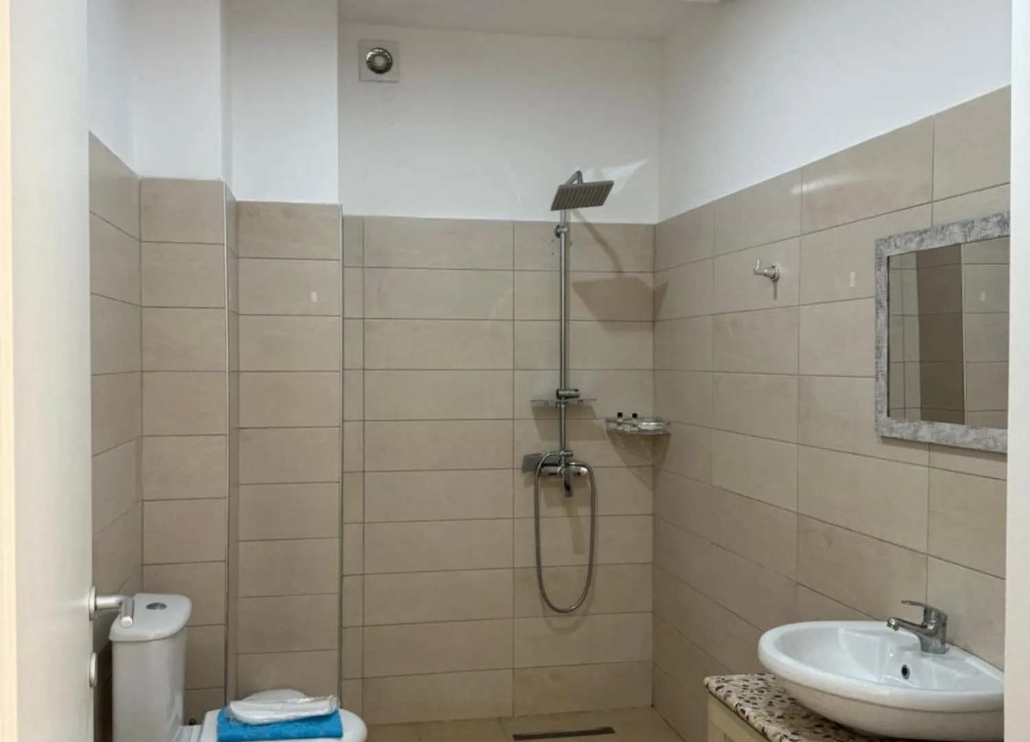 Hotel Villa D Hotel-Restaurant-Private Beach Durres